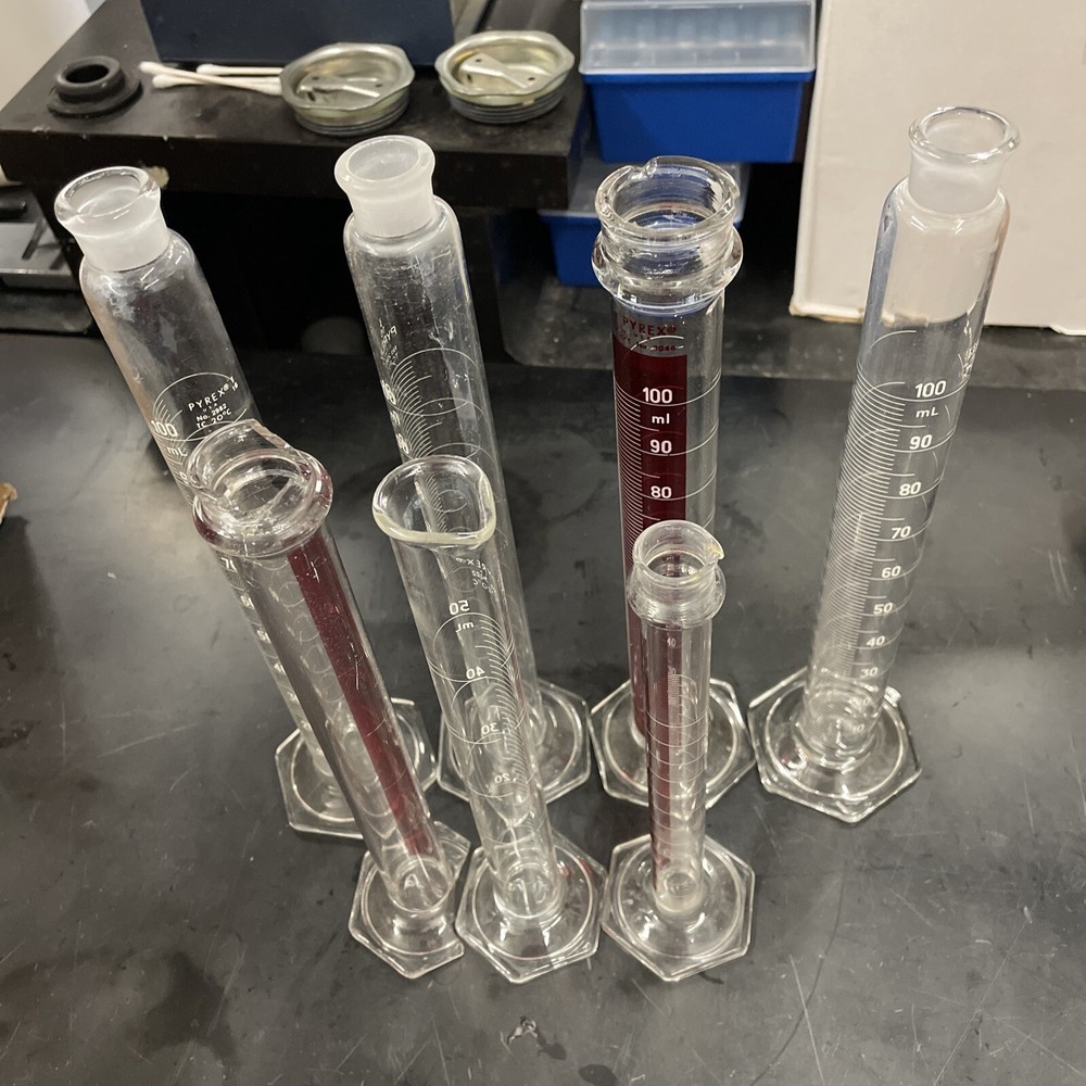 100 ml graduated cylinder