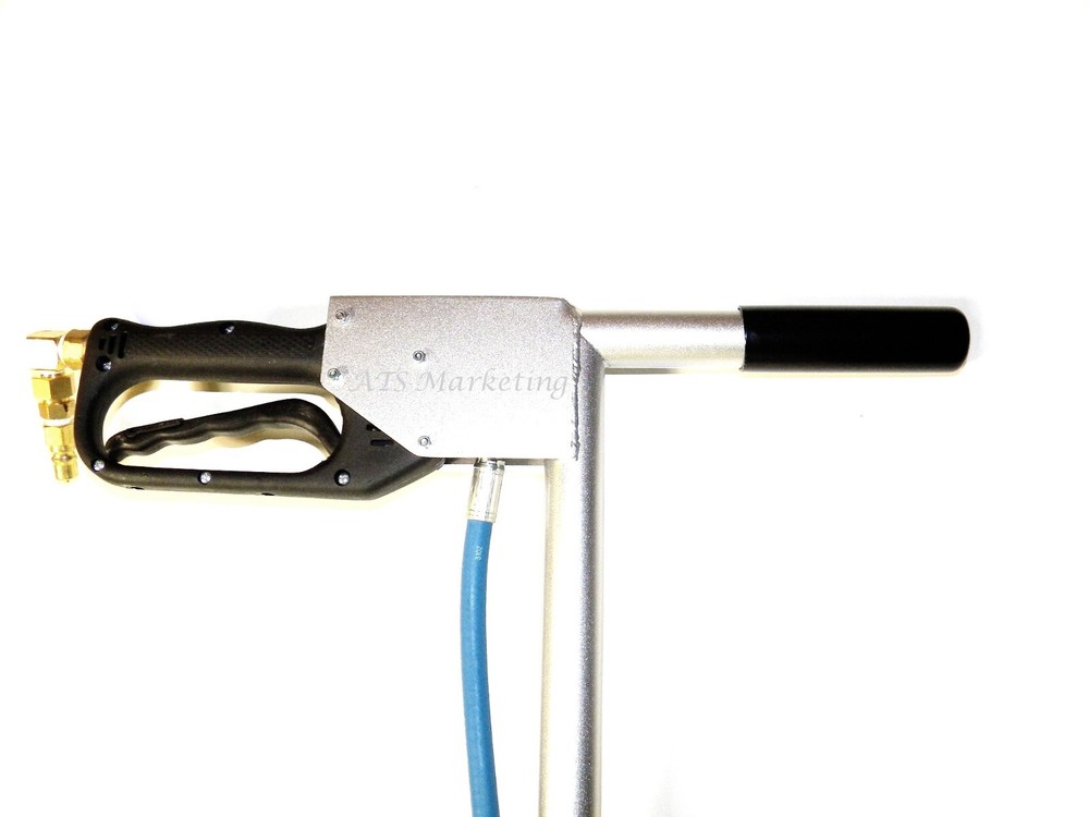 Tile and grout cleaning tool