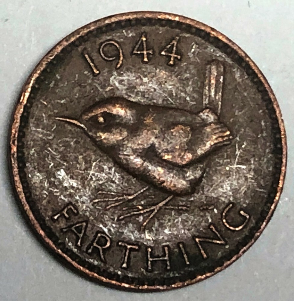 # C8561   GREAT BRITAIN     COIN,    FARTHING   1944