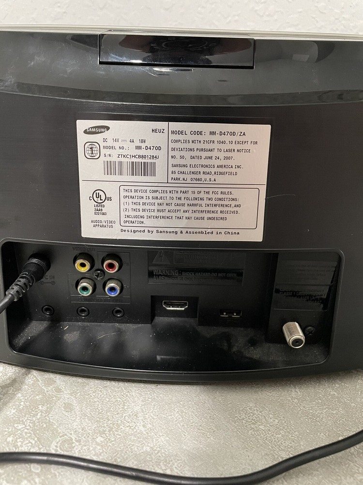 Samsung MM-D470D Micro System DVD CD FM Player ipod Dock *No remote control*
