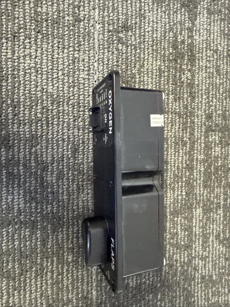 Precise Flight, Inc. Cirrus Integrated Flap Switch P/N: 051A030-2