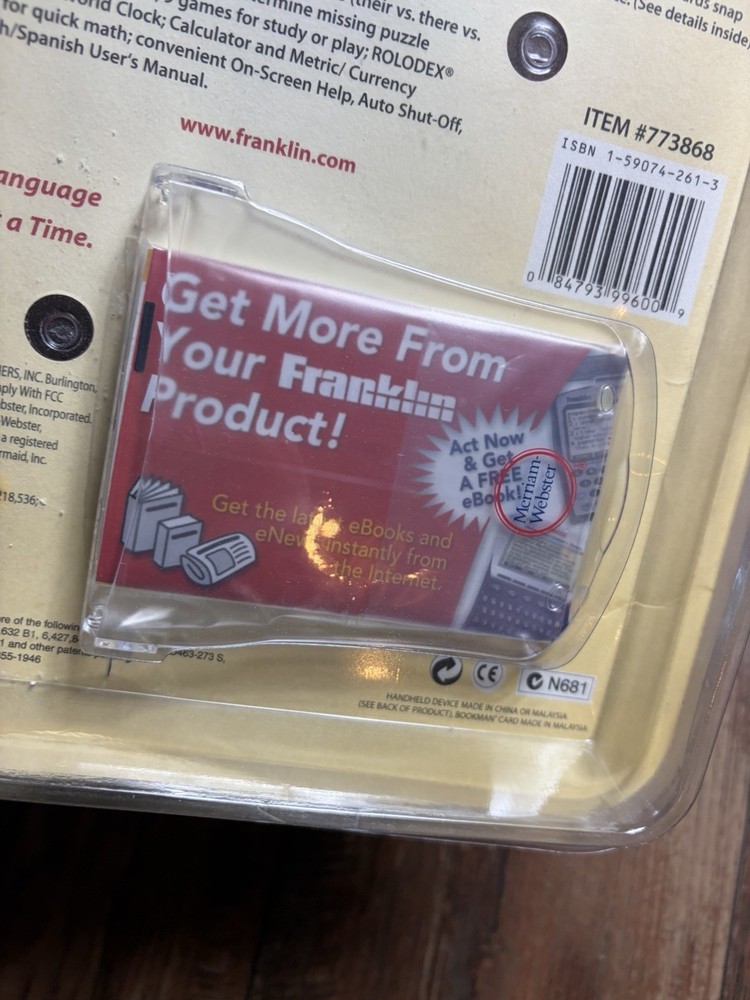 SEALED Franklin Dictionary & Thesaurus with Comprehensive Reference Set