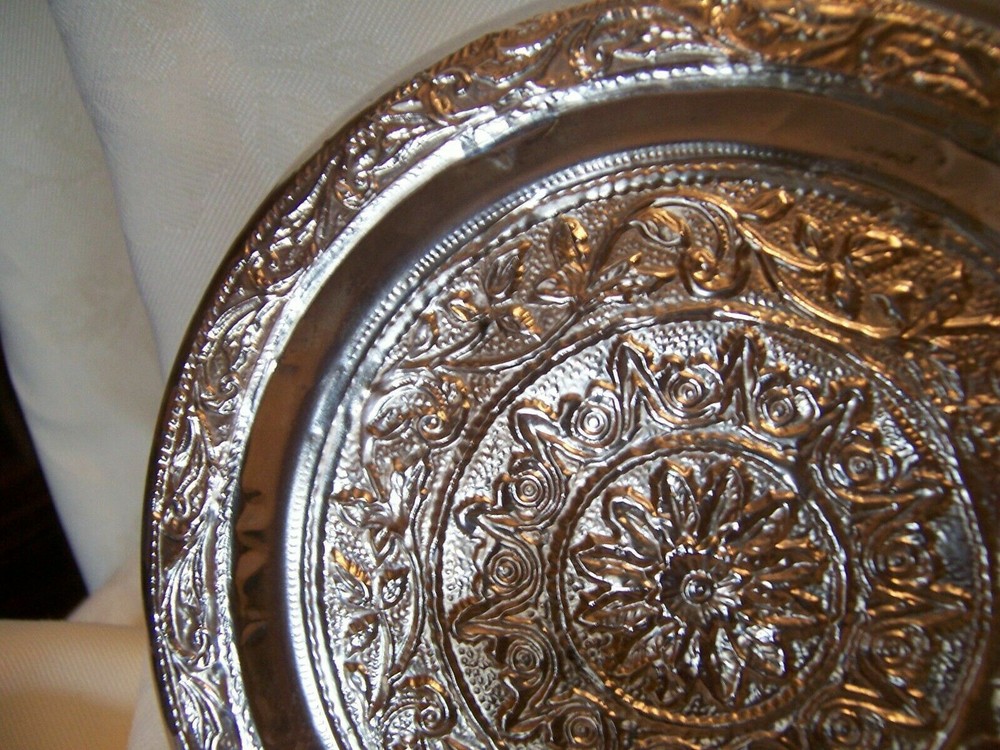 ELEGANT VINTAGE EAST INDIAN SOLID SILVER COVERED PLASTIC BOX W/ COMPARTMENTS
