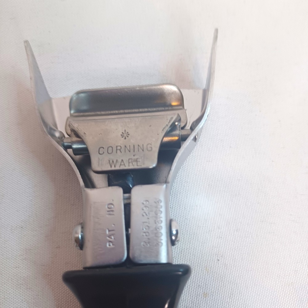Corning Ware Casserole Handle Black Silver