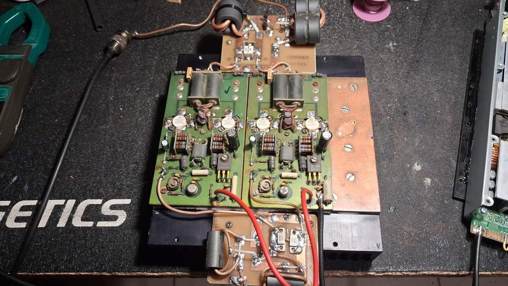 HF LINEAR AMPLIFIER 300w MRF-422 28V