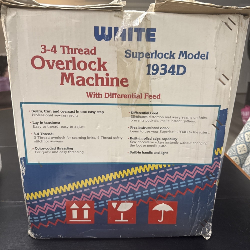 White Superlock Electronic model 1934D Serger Sewing Machine W Extras