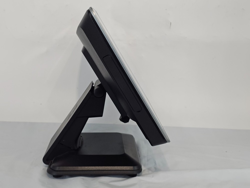 NCR 7761-8450-0000 TouchScreen POS System