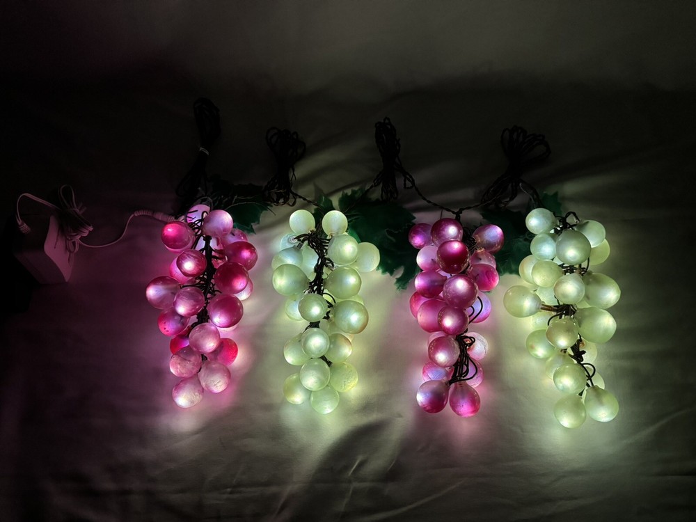 Vintage 4 Red & Green Grape Cluster Rubber Hanging 20ft String Light