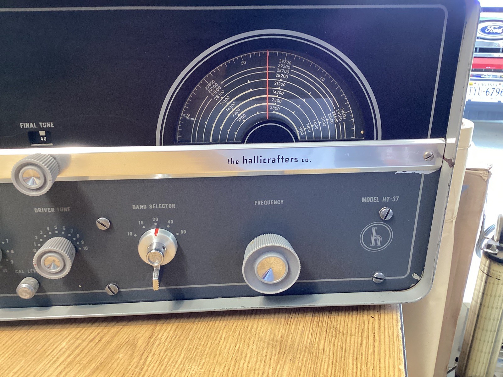 DEFECTIVE Hallicrafters HT37 Ham Radio Transmitter Vintage G3D