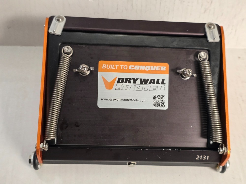 Drywall Master Flat Box 8"