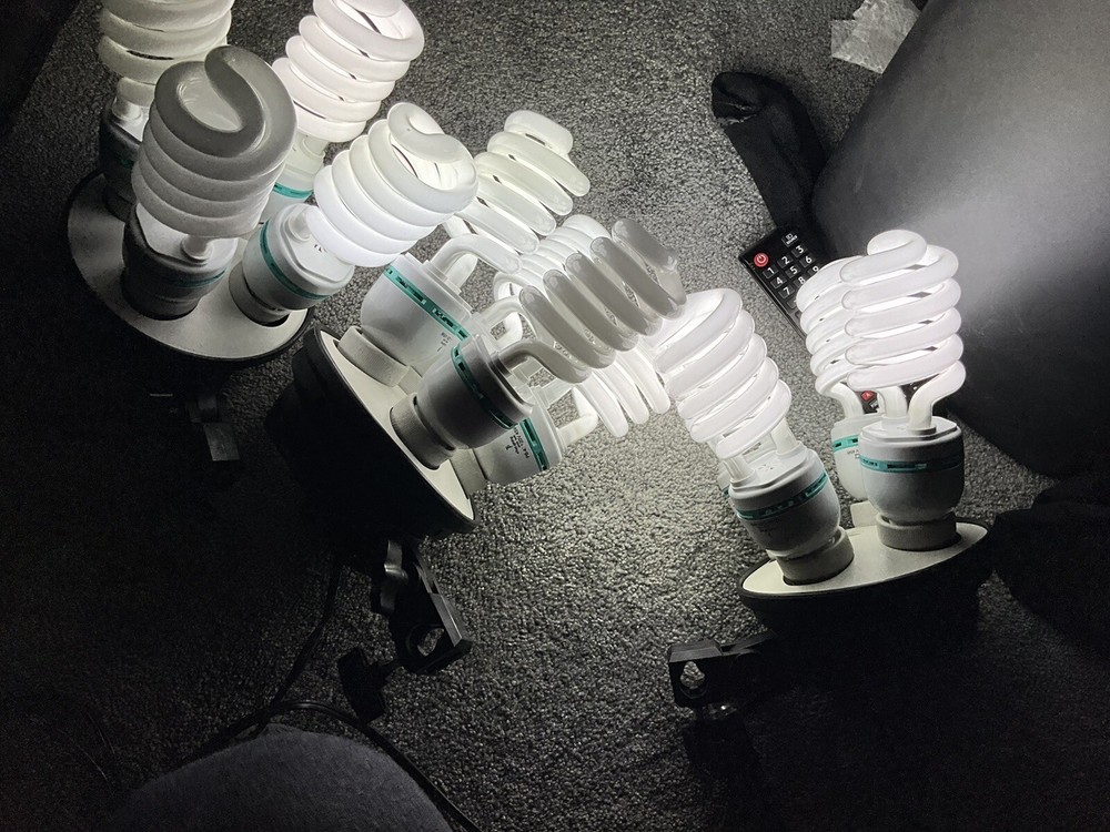 light equipment Read Description