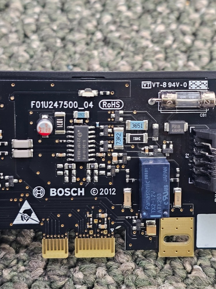 Bosch B430: Plug-in Telephone Communicator Control Panel Interface