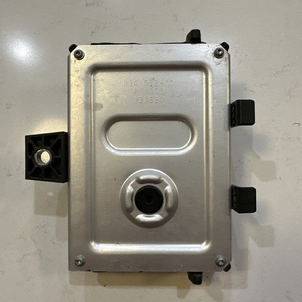 2013-2014 GM FUEL PUMP CONTROL MODULE OEM 22874299