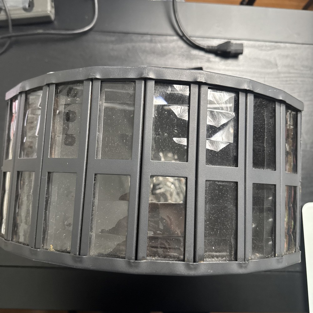 American DJ AGGRESSOR HEX LED Multicolor