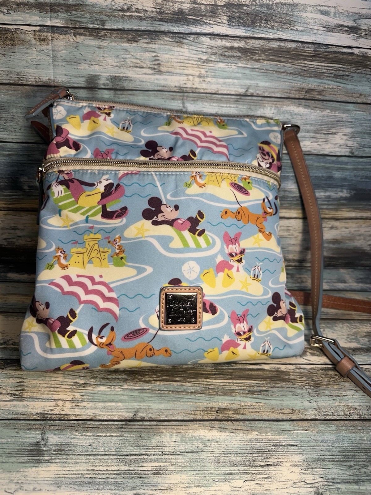 Disney x Dooney & Bourke Beach Nylon Letter Carrier Mickey PreOwned w/Tags