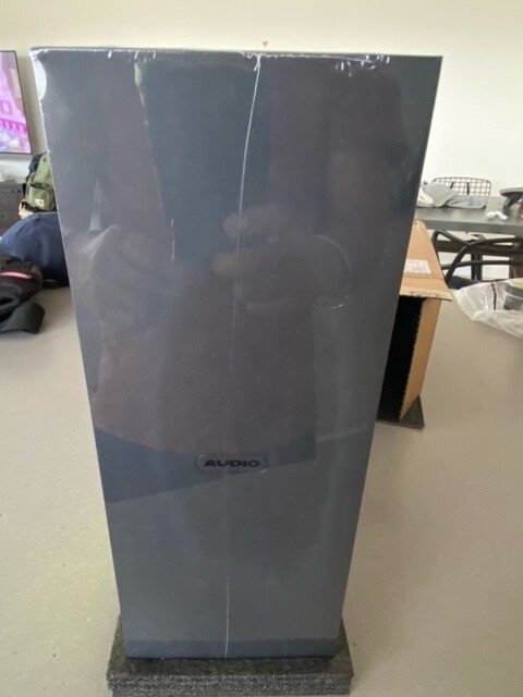 BE@RBRICK Audio RINARO 400% Smoke Portable Bluetooth Speaker