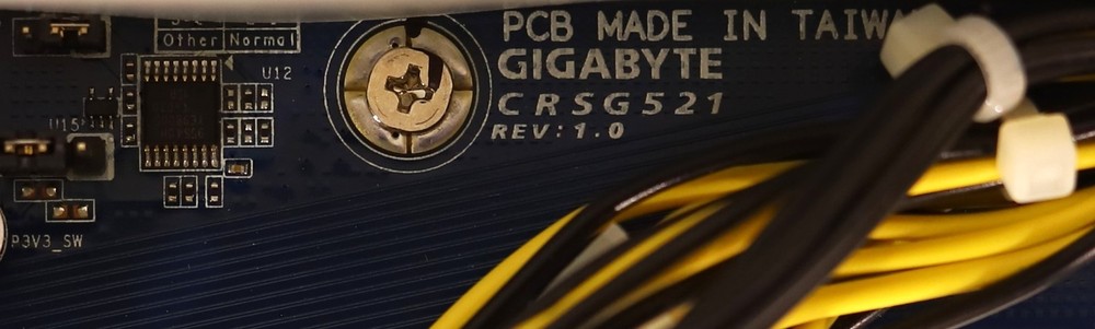 GigaByte CRSG521 PCI-Express Riser Card With Cable & Bracket Tested Working