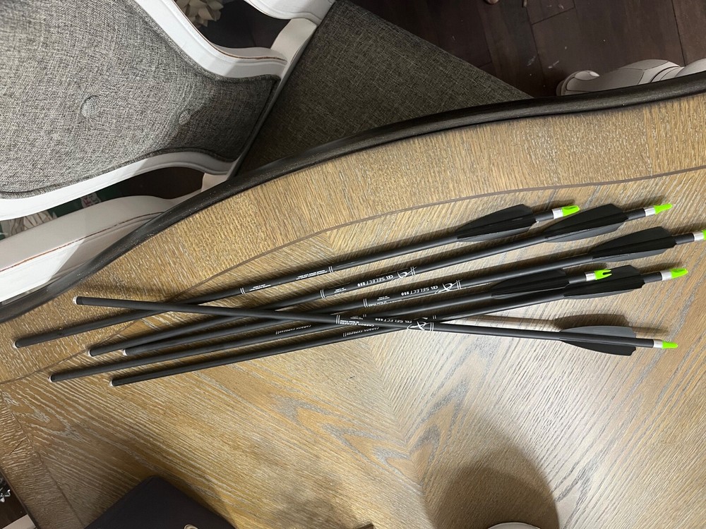 6 CXL Select 250 Carbon Express Arrows