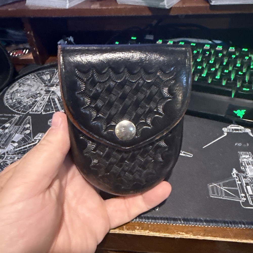 Leather Handcuff Case 8121