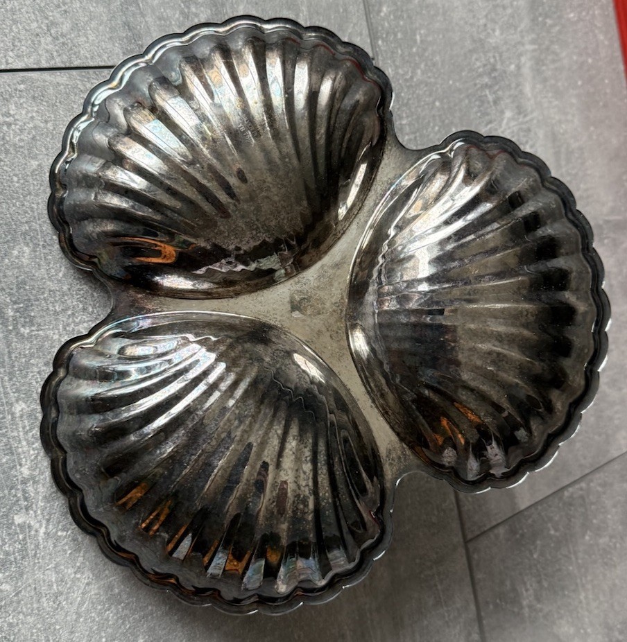 Silver Plated Three Scallop Shell Shaped Serving Dish Center Dolphin Handle