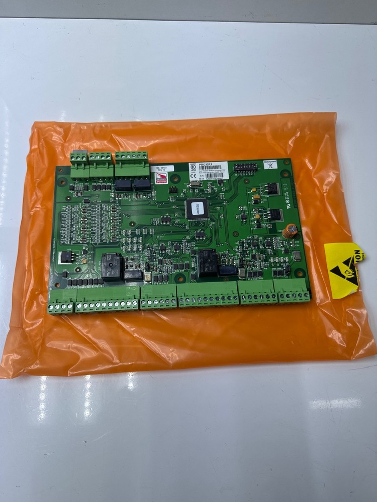 Honeywell PRO32R2 Tow-Reader Access Controller Board