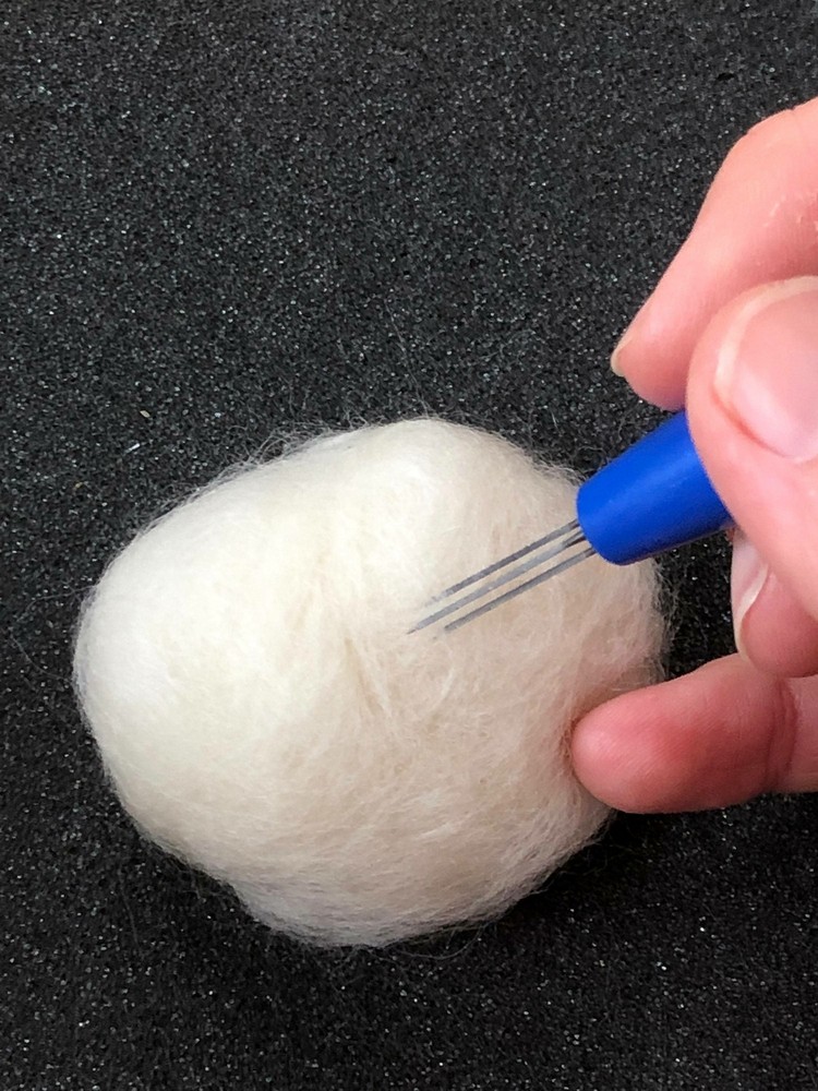 1lb Wool Roving, Soft Clean Easy Draft Wool to Spin or Felt, Core Wool