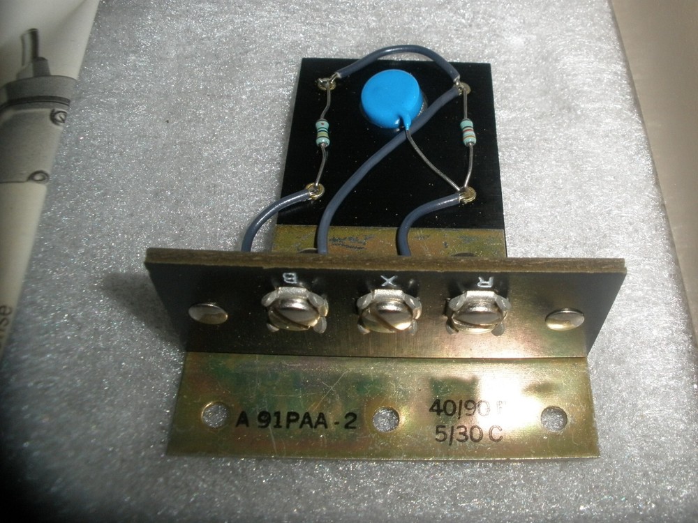 JOHNSON CONTROLS A91PAA-2 RETURN AIR SENSOR NOS