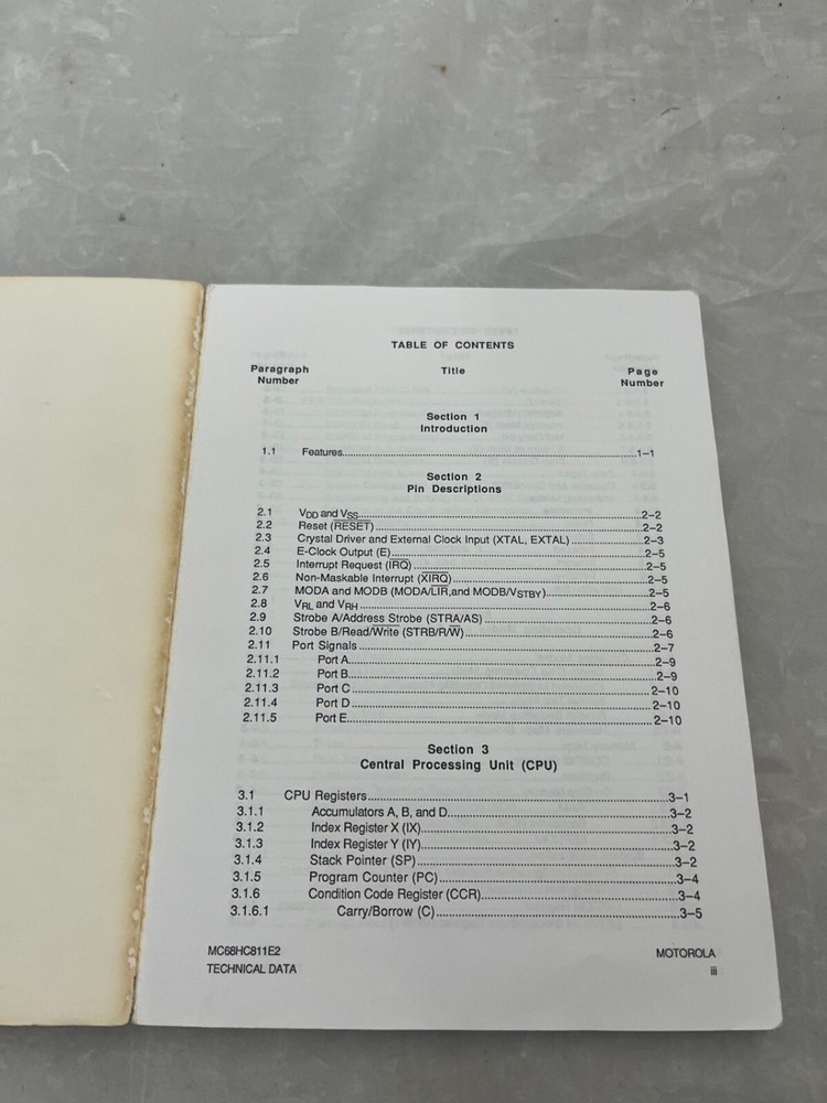 HC11 Motorola M68HC811E2 Technical Data MC68HC811E2/D