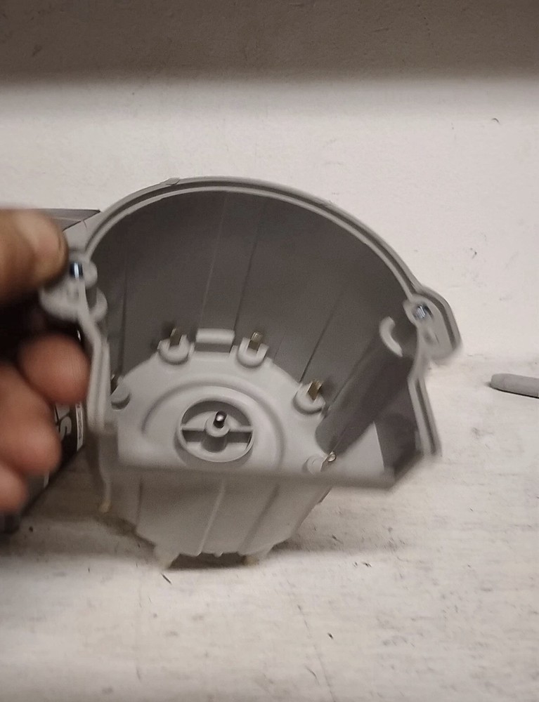 BWD C266 DISTRIBUTOR CAP O3