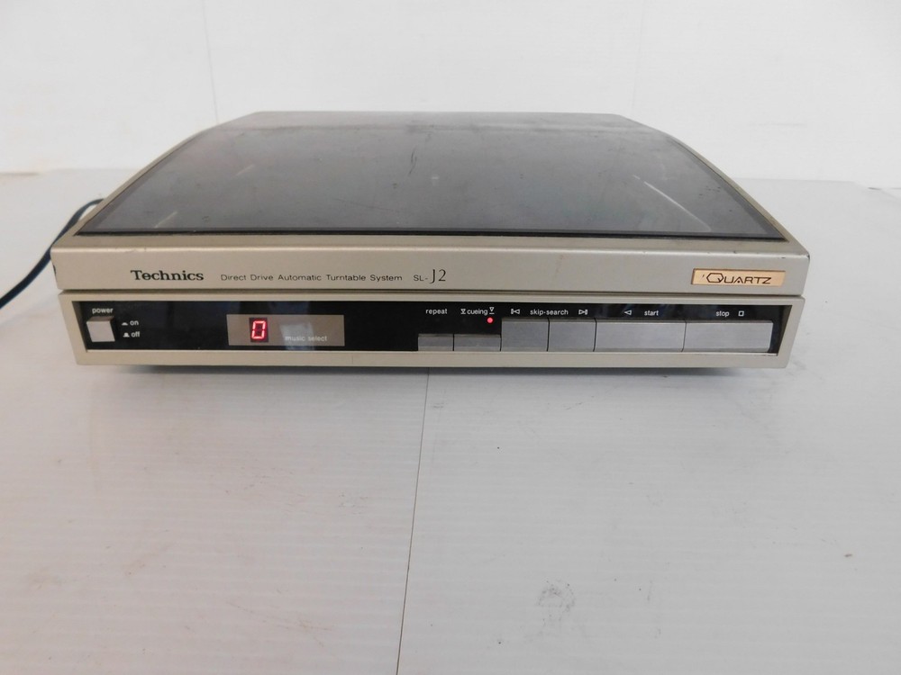 TECHNICS DIRECT DRIVE AUTOMATIC TURNTABLE SYSTEM SL-J2 (MPT17)