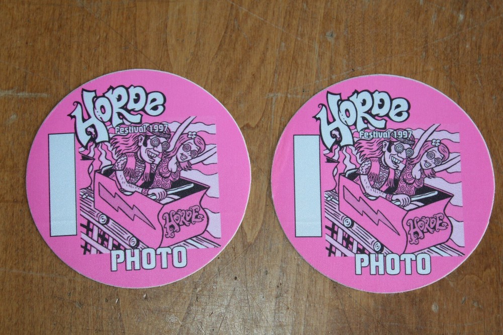 Neil Young Beck Big Head Todd Primus Ben Folds Five - 2 xUnused Backstage Pass