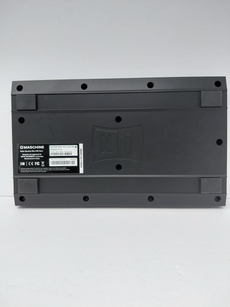 NATIVE INSTRUMENTS MASCHINE MIKRO MK2 (B07005105)