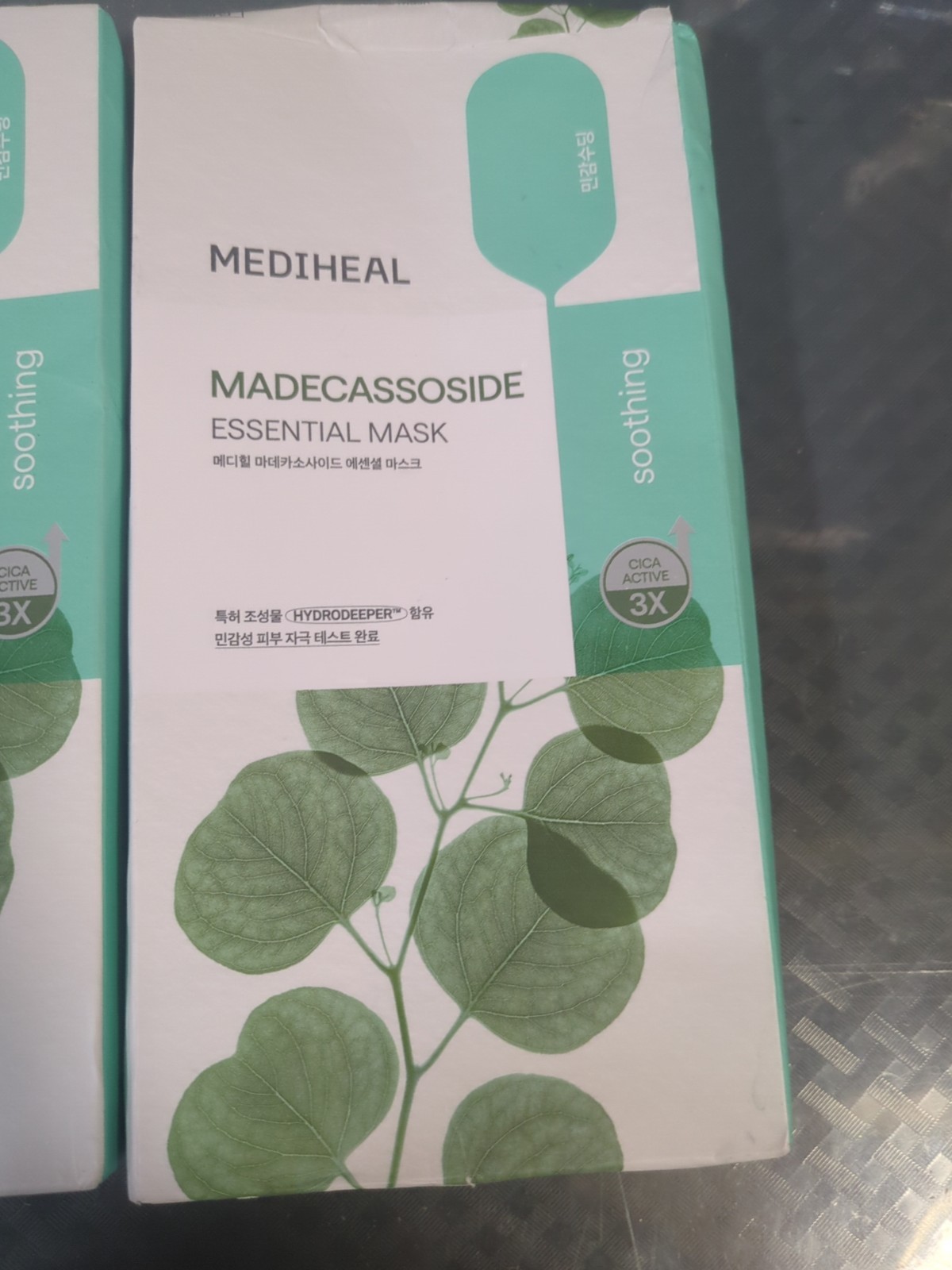 Mediheal Madecassoside Face Masks 8 Packs - Soothing Sheet Mask #98