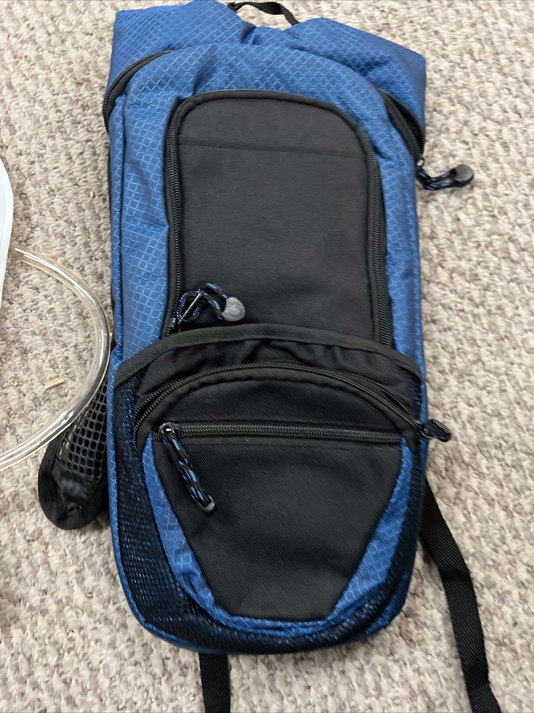 New Outdoor 2.5L Hydration Backpack With Bladder