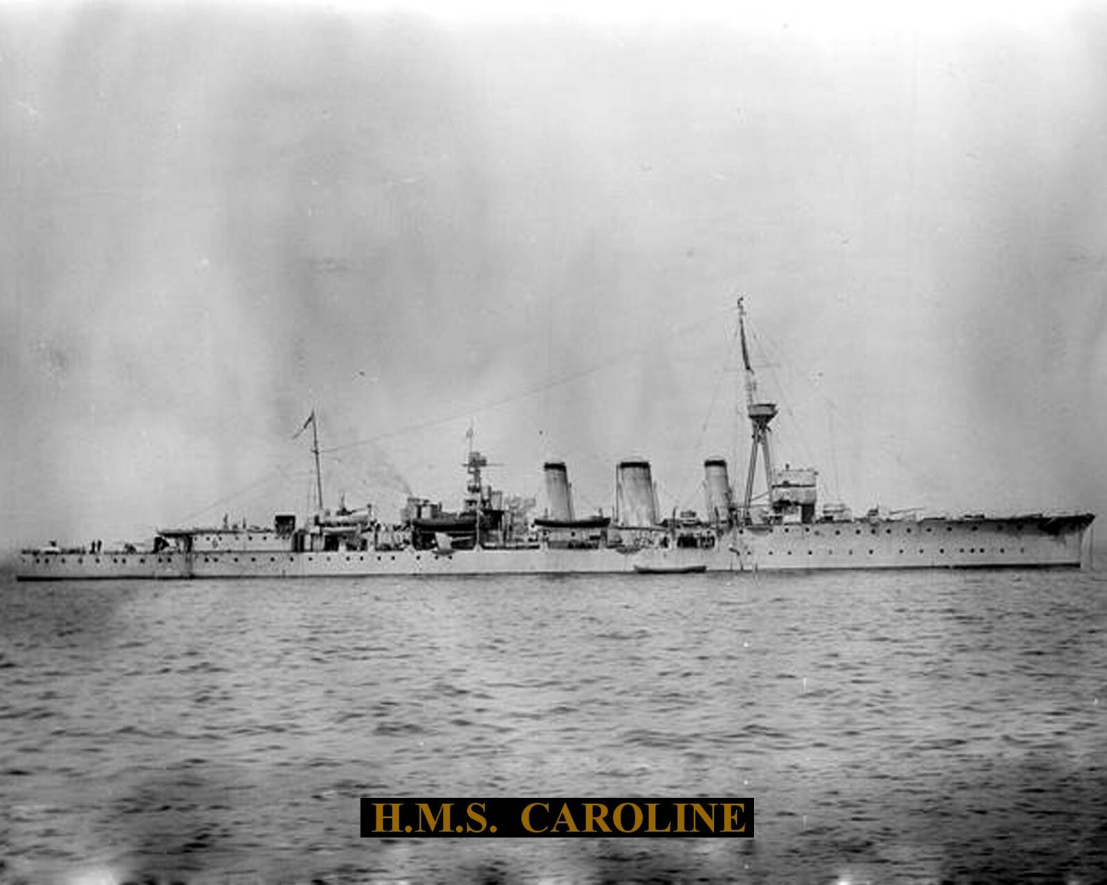 ROYAL NAVY CRUISER HMS CAROLINE  8 X10 PHOTOGRAPH  WITH BONUS STATS SHEET