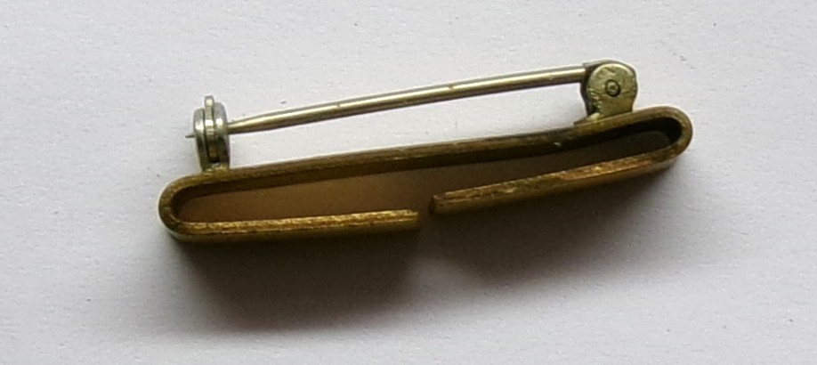 VINTAGE Medal Solid Pin Back Brooch