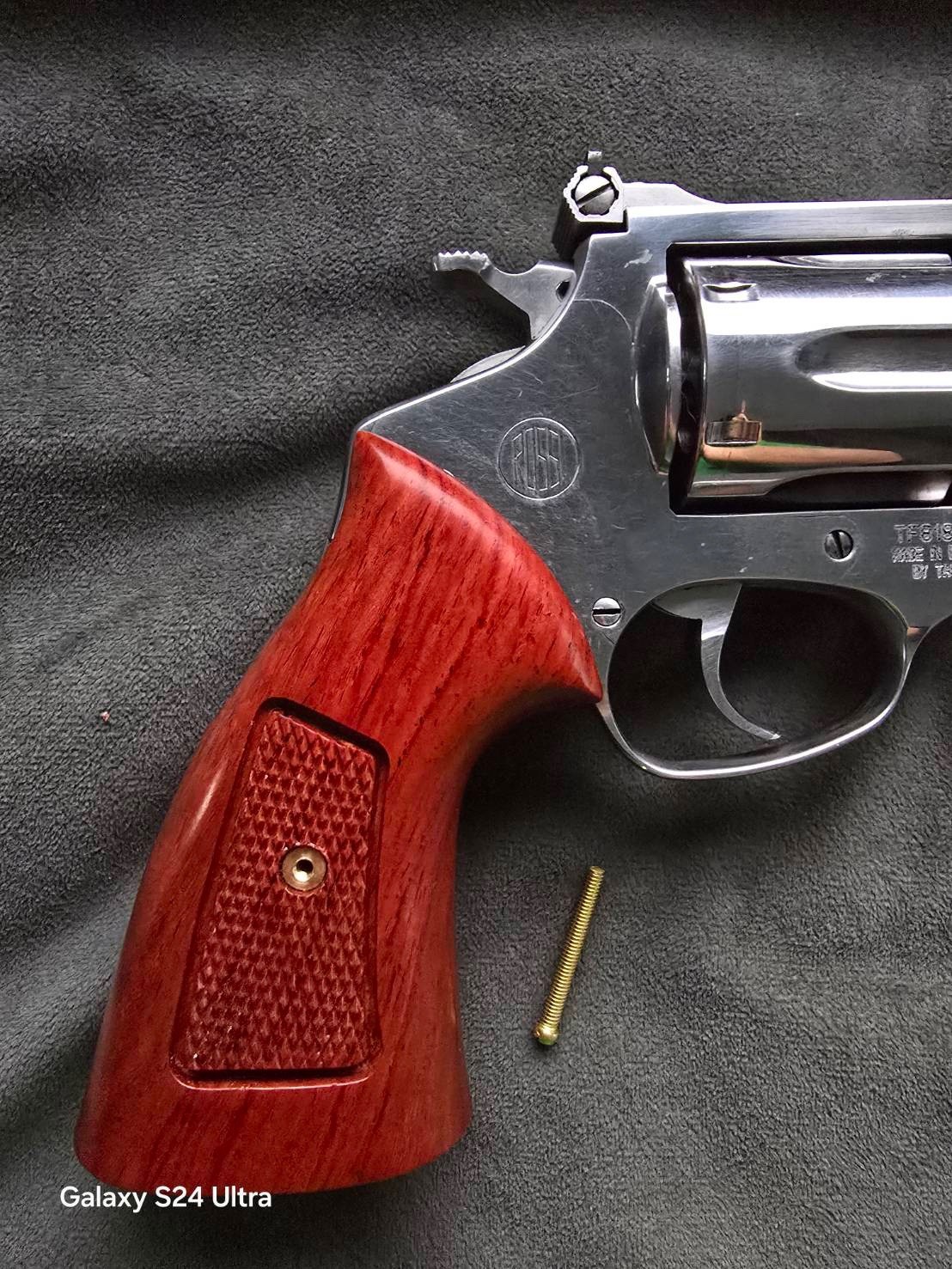 Rossi fit both Round / Square butt grips 67 68 69 71 351 511 515 518 720 971 972