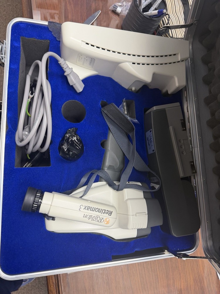 Righton Retinomax 3 Handheld Autorefractor Keratometer