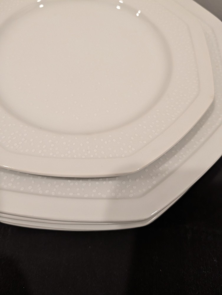 Modern White Dinnerware Set Plates & Mugs Minimalist Stoneware Tableware