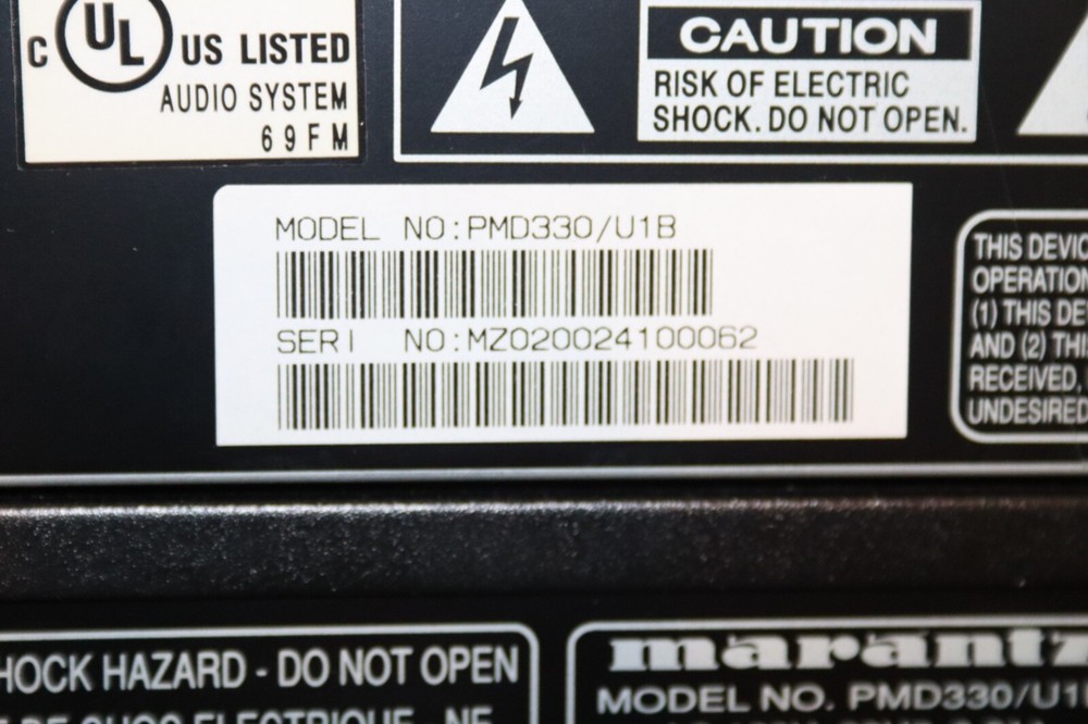 Marantz PMD330/U1B Professional CD Player. In Excellent Condition