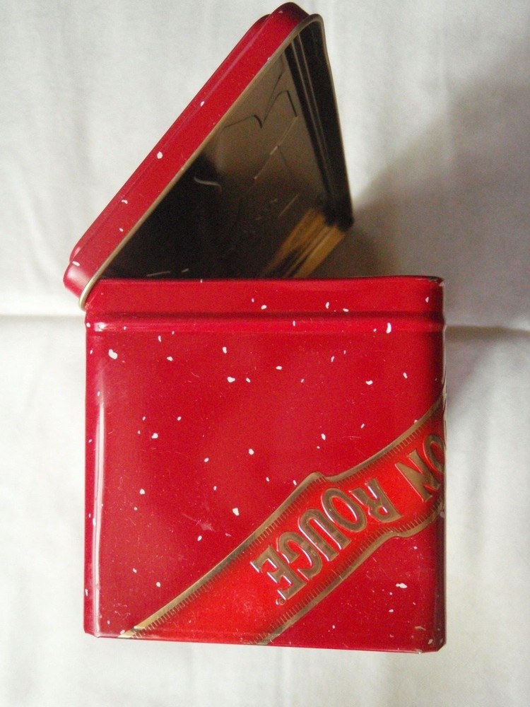 Mumm Champagne tin Christmas hinged lid, empty
