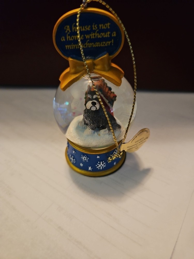 the danbury mint christmas mini globe snow