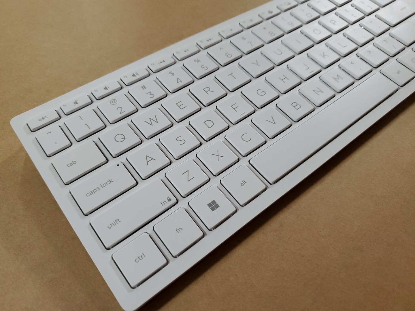 M55011-001 M81901-001 HP 710 Wireless KB/ Mouse Combo M54697-001 M54847-001