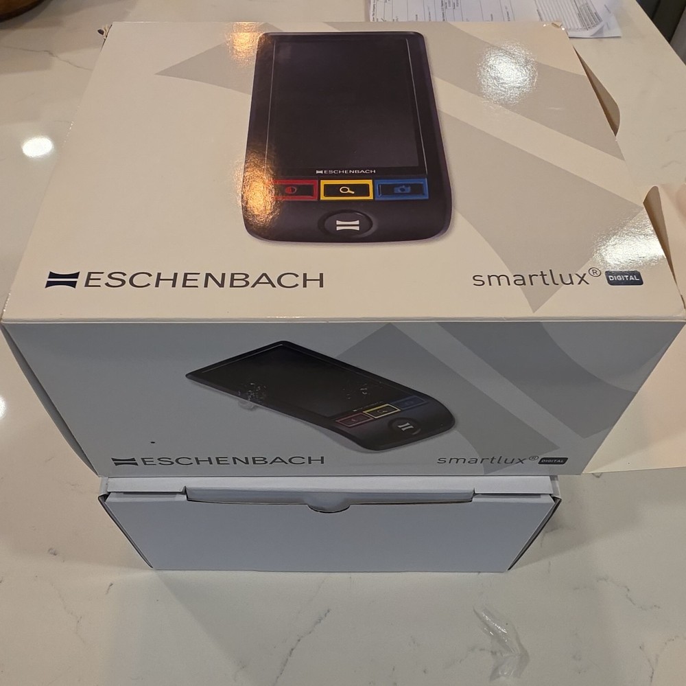 Working Eschenbach SmartLux Digital Hand Held Video Magnifier 