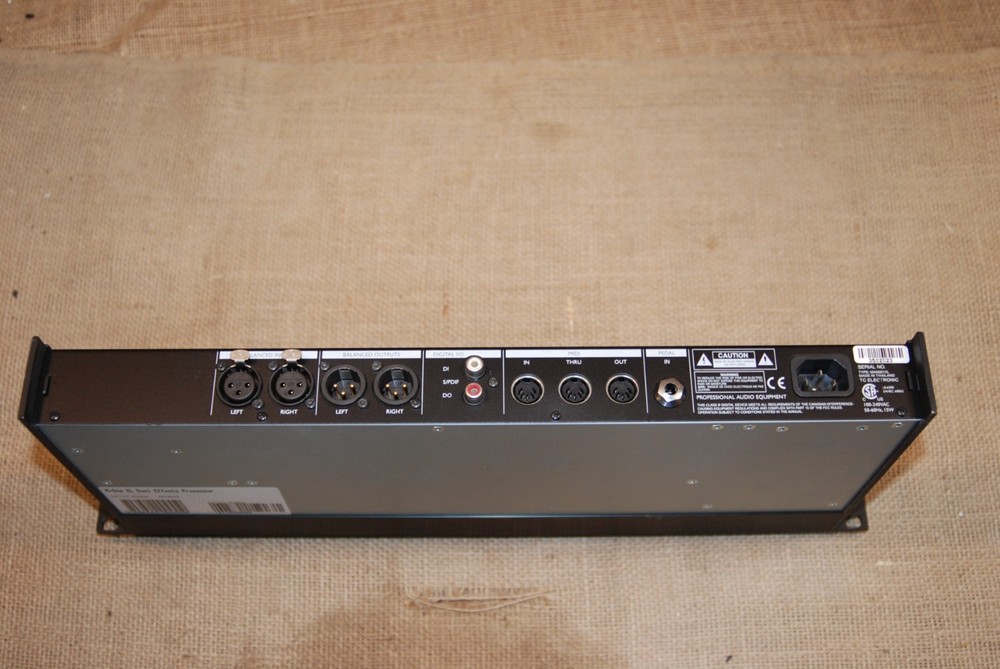 TC Electronic M-ONE XL Dual-Engine Effects Processor