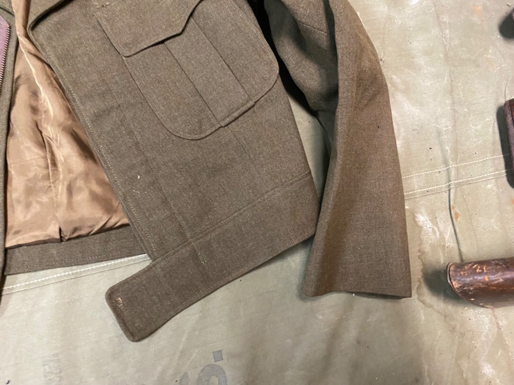 ORIGINAL WWII US ARMY OFFICER M1944 CLASS A IKE JACKET- SMALL 36R