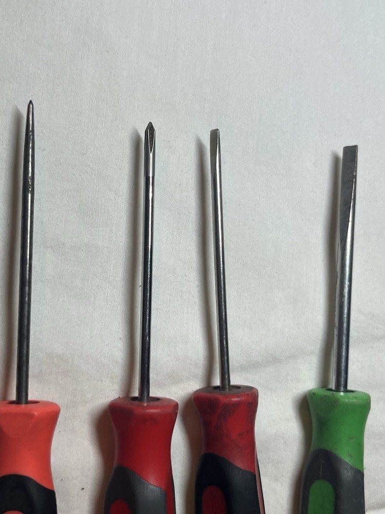 Snap-on Mini Screwdrivers & Pick (4 Pcs)