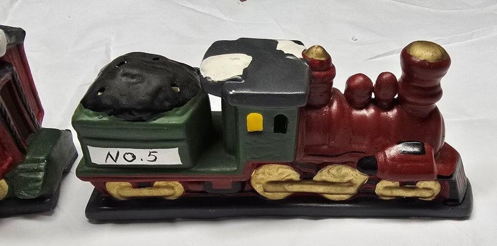 Vintage Ceramic 4 pc Christmas Train Decor