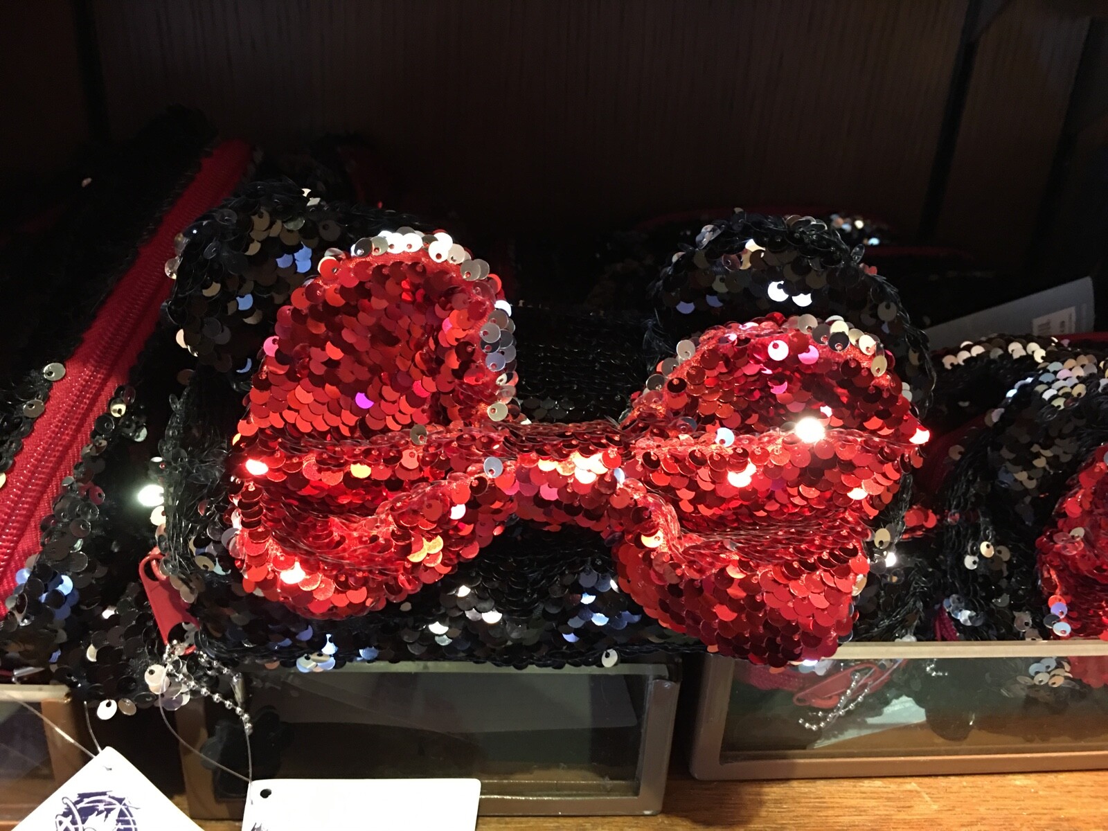 Disney Minnie Mouse Reversible Sequin Coin Purse, Cosmetic Bag, Pencil Case NWT