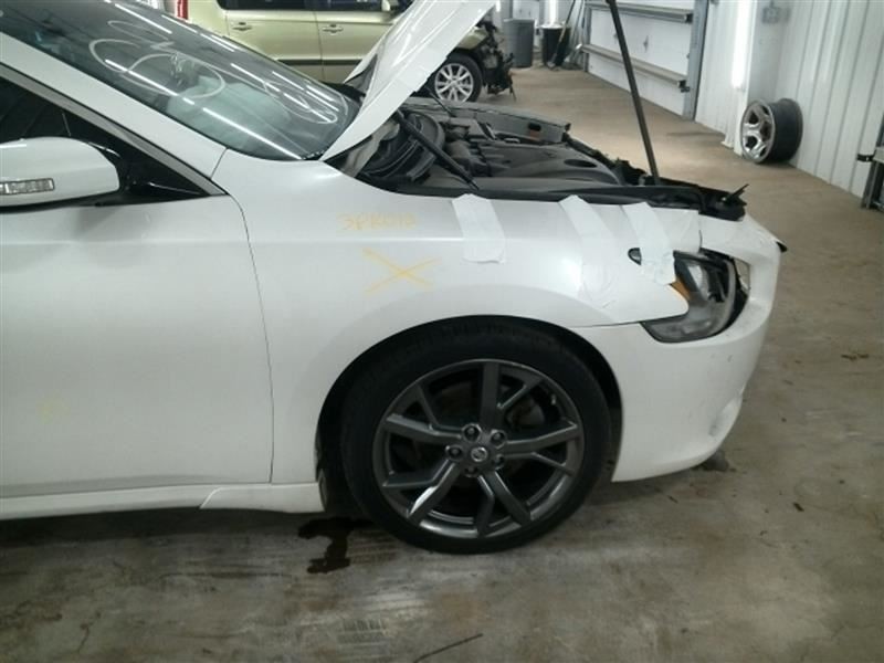 MAXIMA 2014 Fuse Box Cabin 1042174821